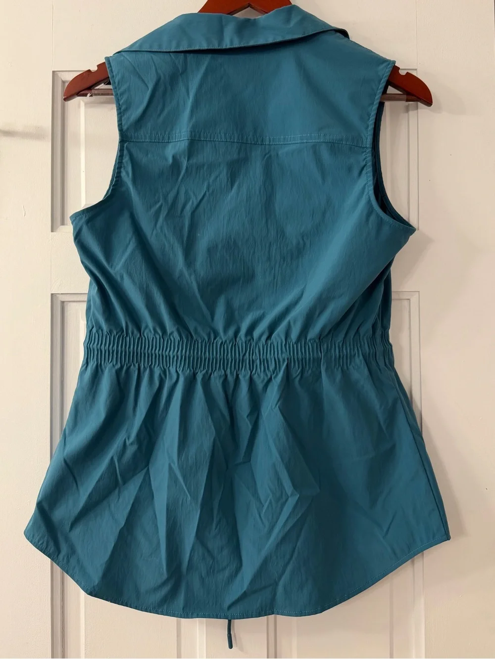 Athleta Teal Sleeveless Button-Down Collared Top